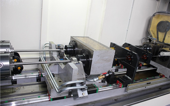 鋁型材鉆孔機的工作臺是如何設計的？