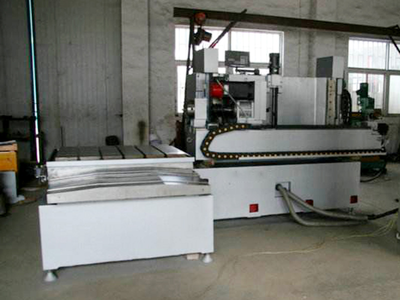 數控5軸深孔臥式鉆床有幾軸聯動？